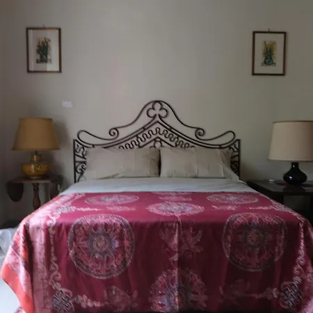 Caput Mundi Bed & Breakfast Rome
